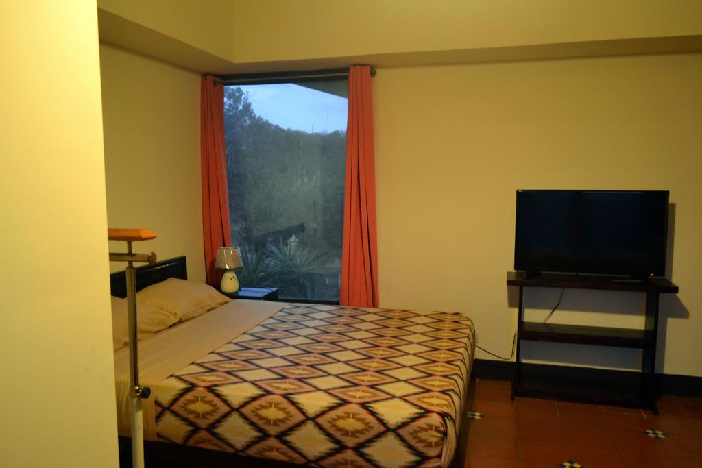 Hotel Columbus San José Oda fotoğraf